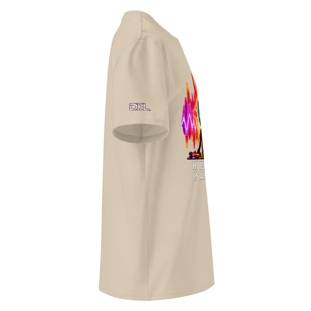 DJ Leslieson “House Music Is A Feeling” unisex organic t-shirt in Desert Dust, right side view